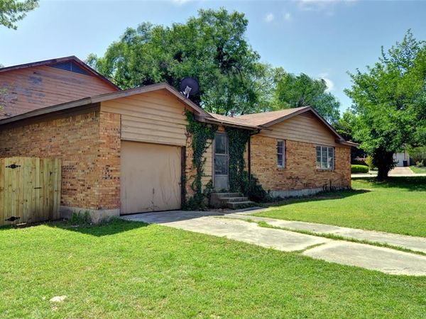 1517 Mary K Lane, Unit A, White Settlement, TX 76108