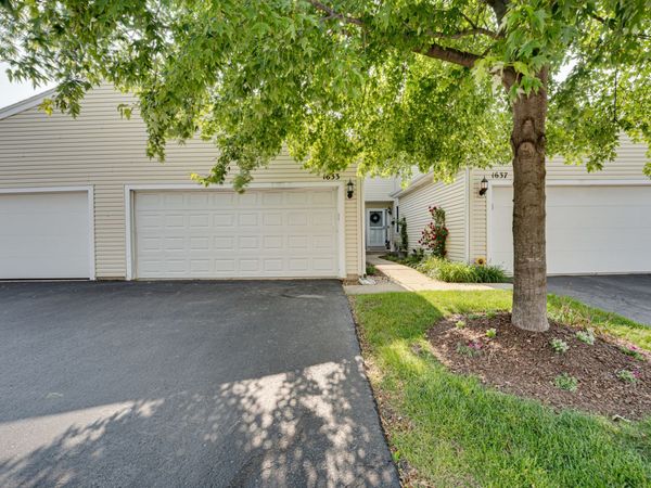 1633 Hilton Head Drive , Naperville, IL 60563