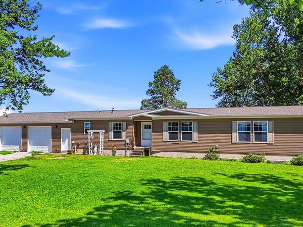 24543 265Th Street, Keosauqua, IA 52565
