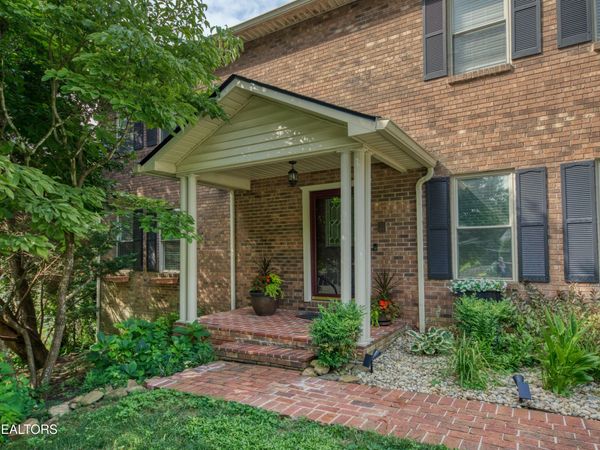 12516 Pony Express Drive, Knoxville, TN 37934