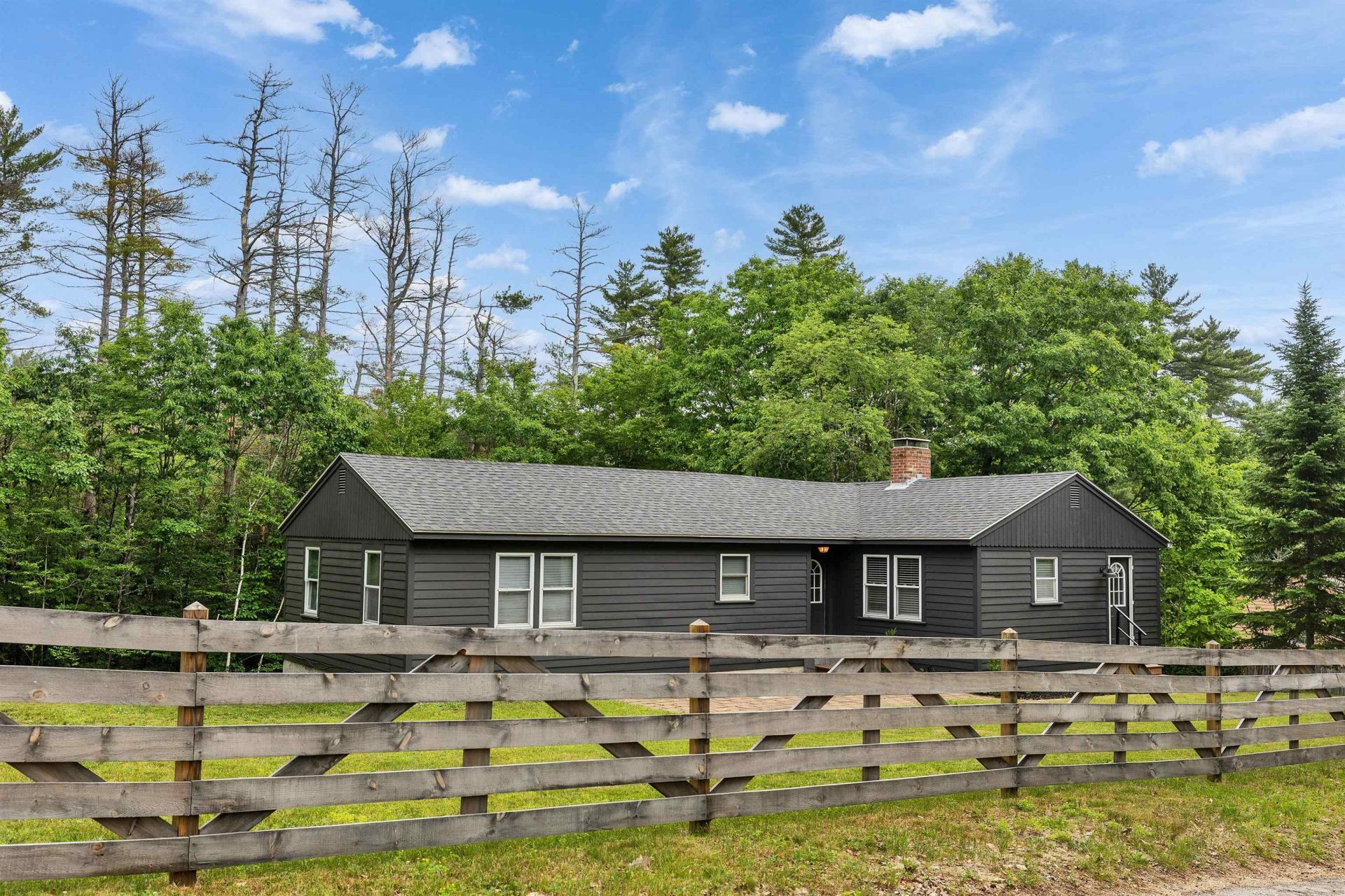 29 Goyette Drive, Peterborough, NH 03458 Main Photo