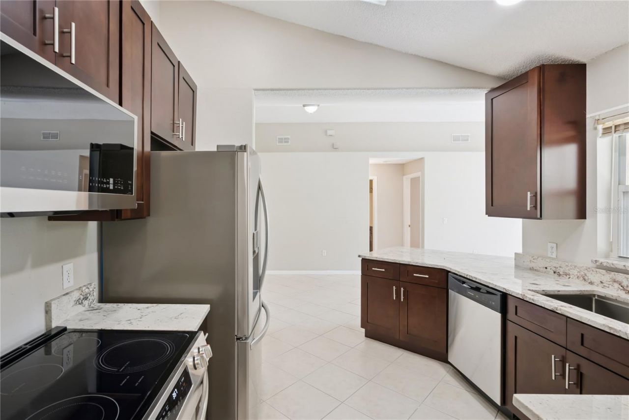 261 Autumn Ridge Road , Deltona, FL 32725 Photo
