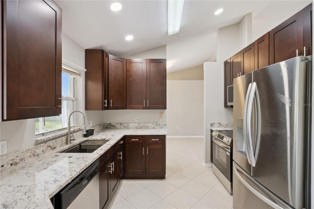 261 Autumn Ridge Road , Deltona, FL 32725 Photo