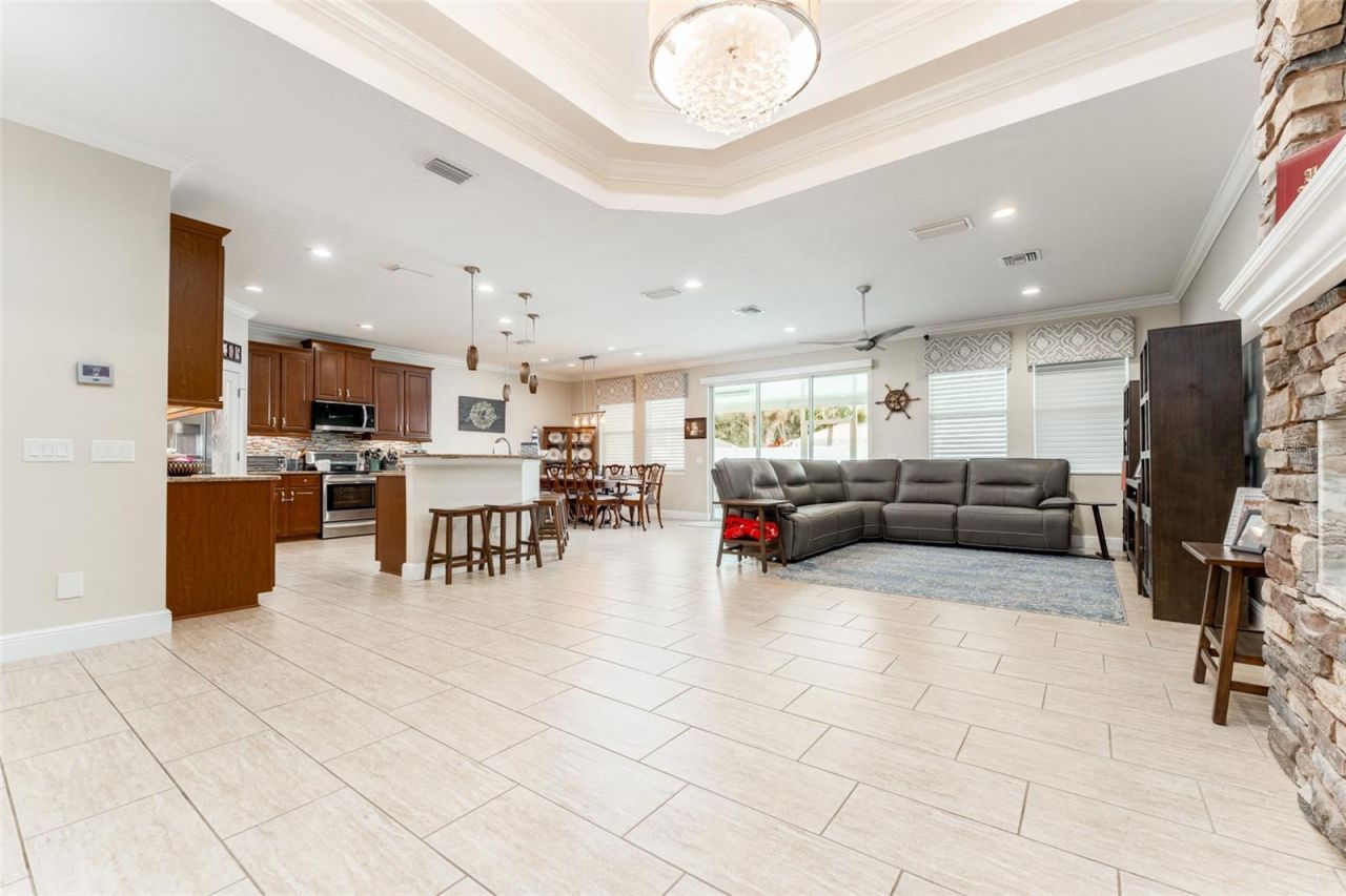 2226 Valterra Vista Way, Valrico, FL 33594 Photo