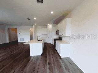6209 Sanders Grove Circle, Okahumpka, FL 34762 Photo