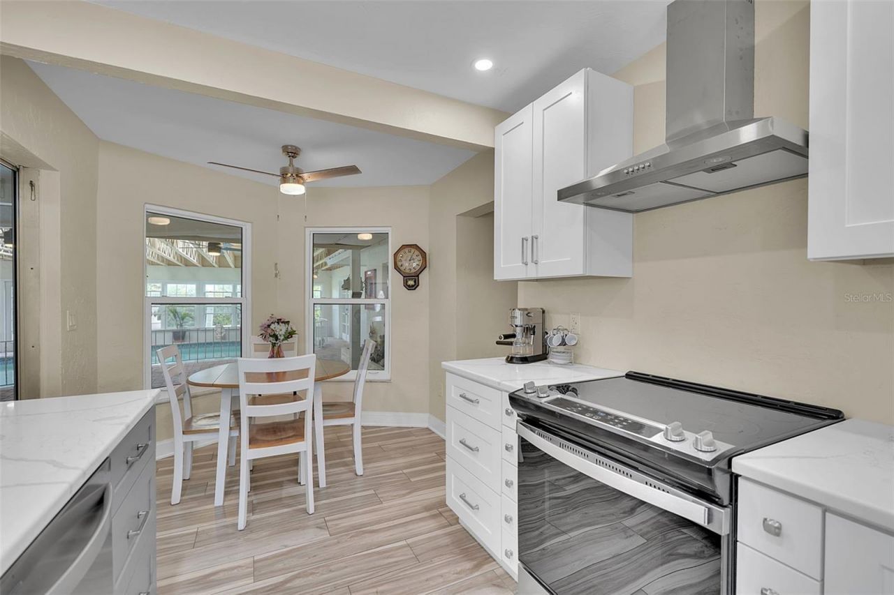 332 Shore Drive, Ellenton, FL 34222 Photo