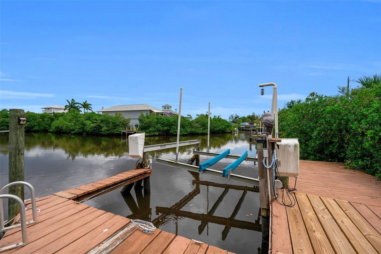 332 Shore Drive, Ellenton, FL 34222 Photo
