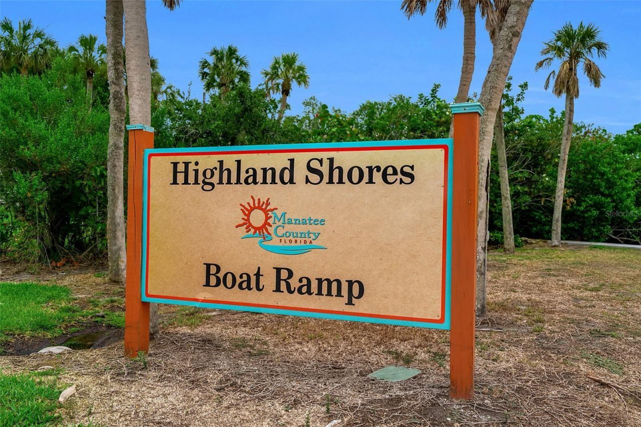 332 Shore Drive, Ellenton, FL 34222 Photo
