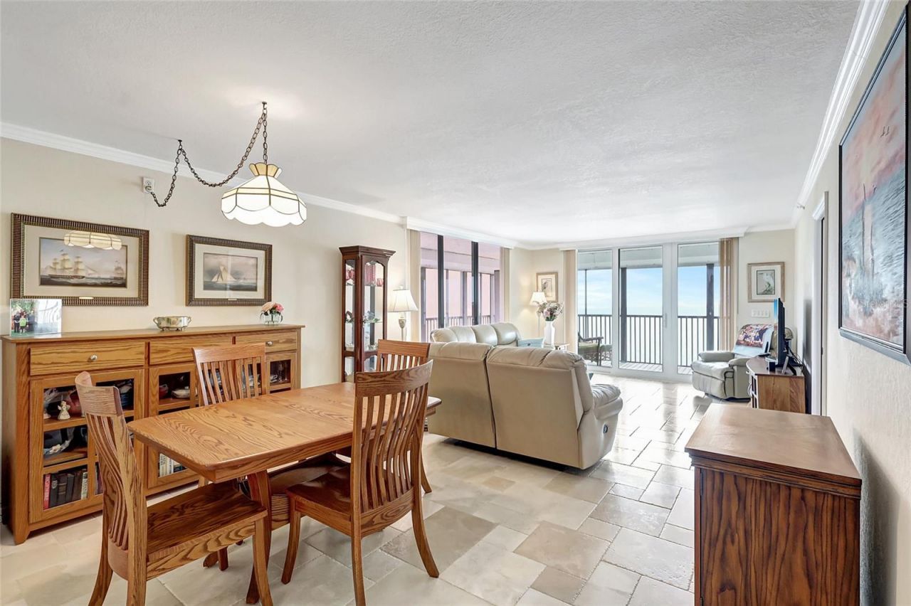 14900 Gulf Boulevard, Unit 401, Madeira Beach, FL 33708 Photo