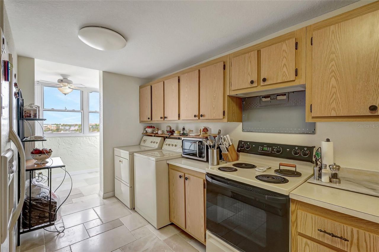 14900 Gulf Boulevard, Unit 401, Madeira Beach, FL 33708 Photo