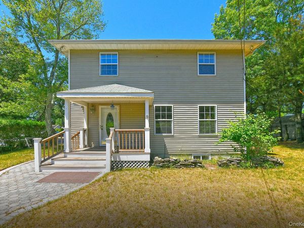 208 Lake Drive , Patchogue, NY 11772