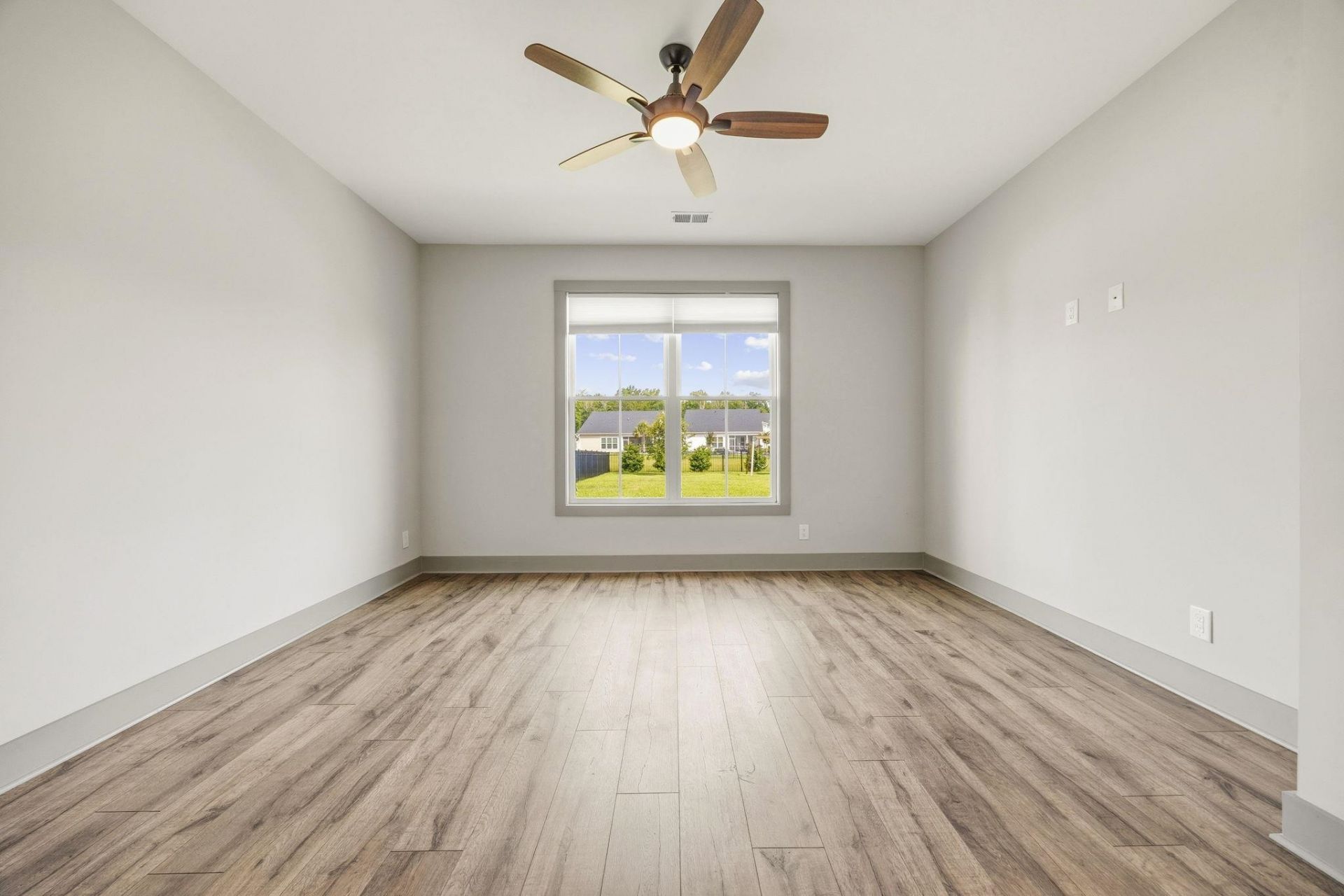 478 Harbor View Dr.  Photo 35