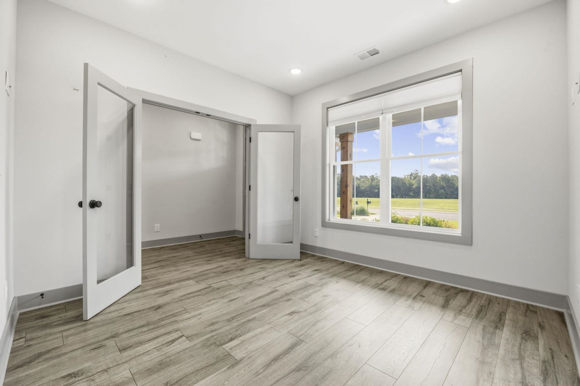 478 Harbor View Dr.  Photo 8