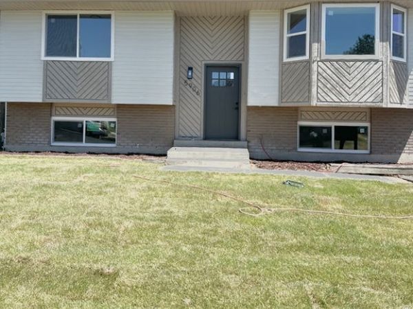 5906 W PLUMBAGO AVE, Kearns, UT 84118