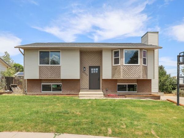 5906 W PLUMBAGO AVE, Kearns, UT 84118