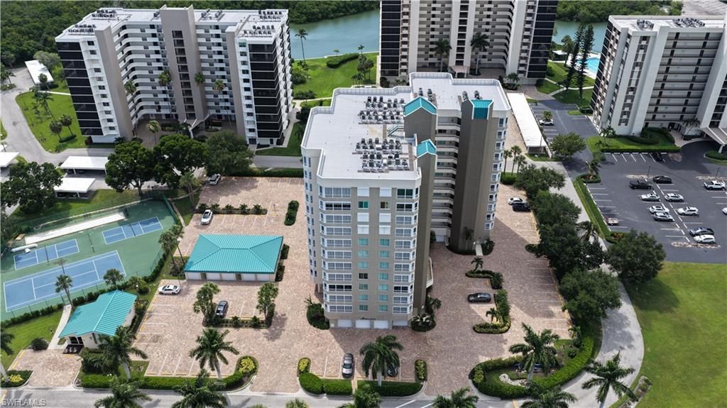21 Bluebill Ave, Unit 303, Naples, FL 34108 Photo