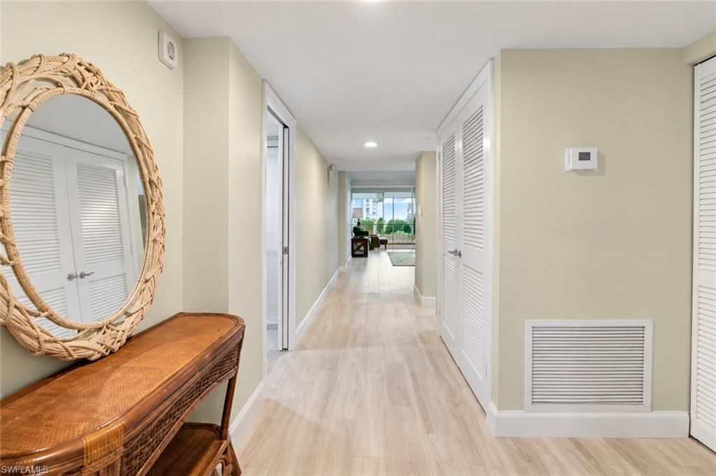 21 Bluebill Ave, Unit 303, Naples, FL 34108 Photo