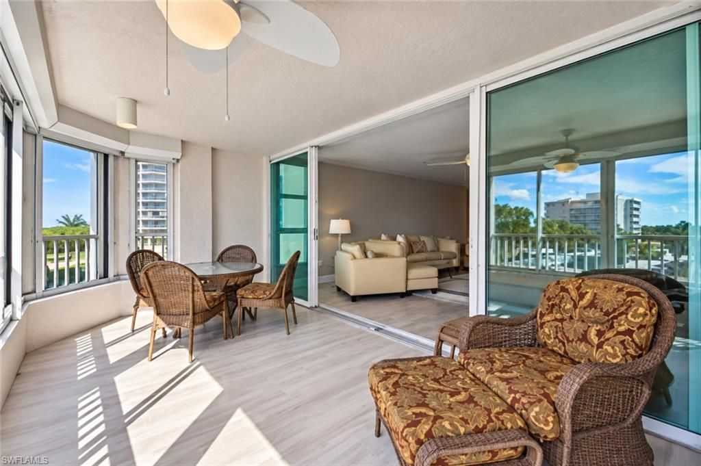 21 Bluebill Ave, Unit 303, Naples, FL 34108 Photo