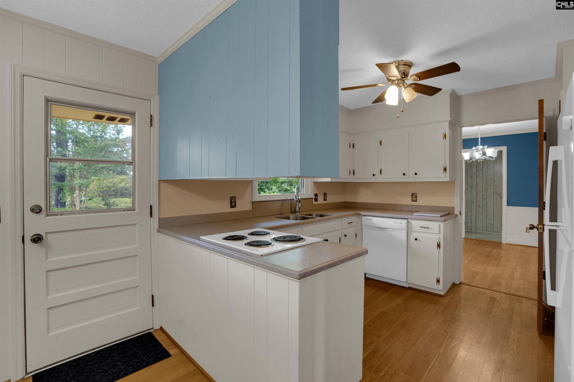 29 Beacon Hill Road  Photo 12