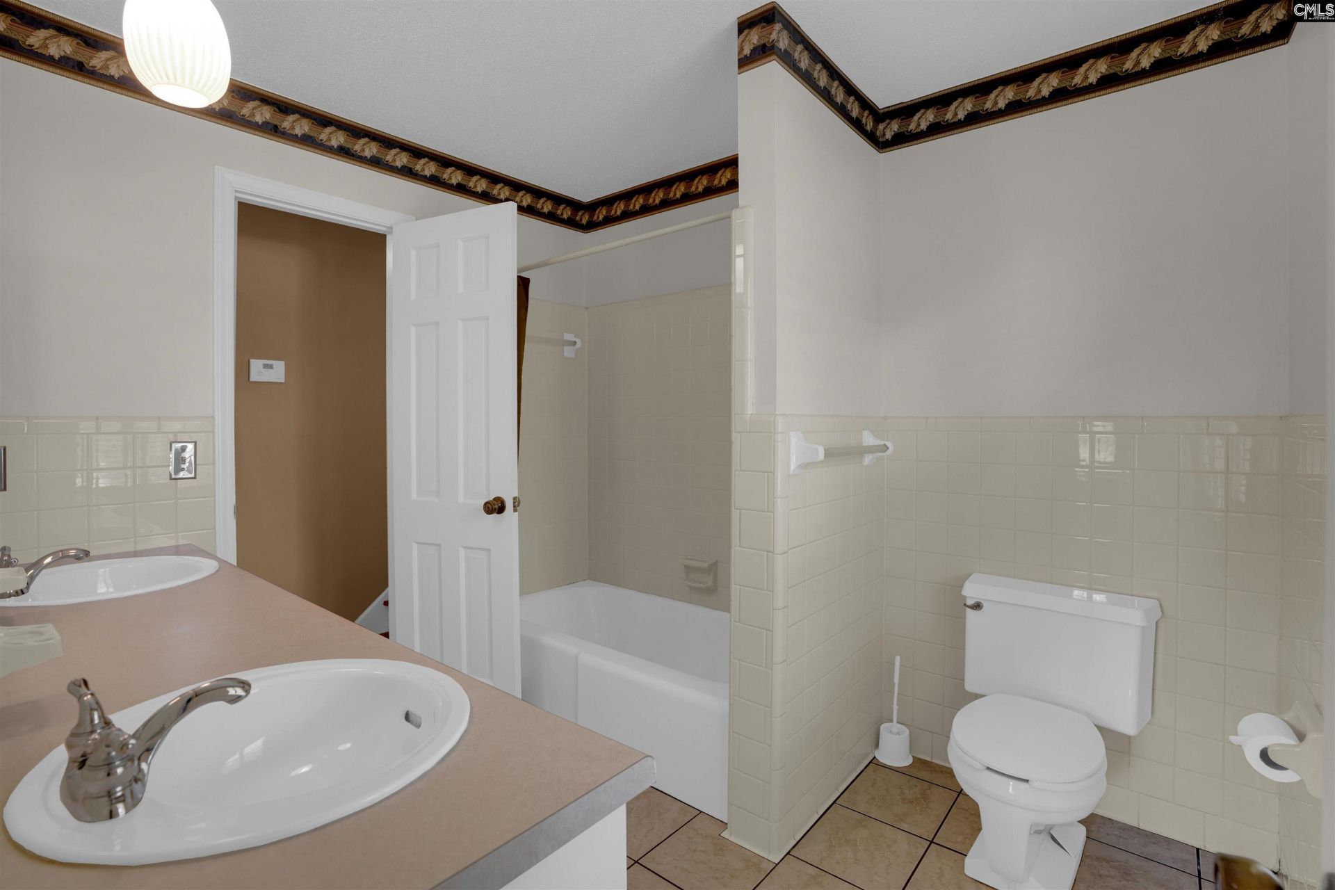 29 Beacon Hill Road  Photo 33