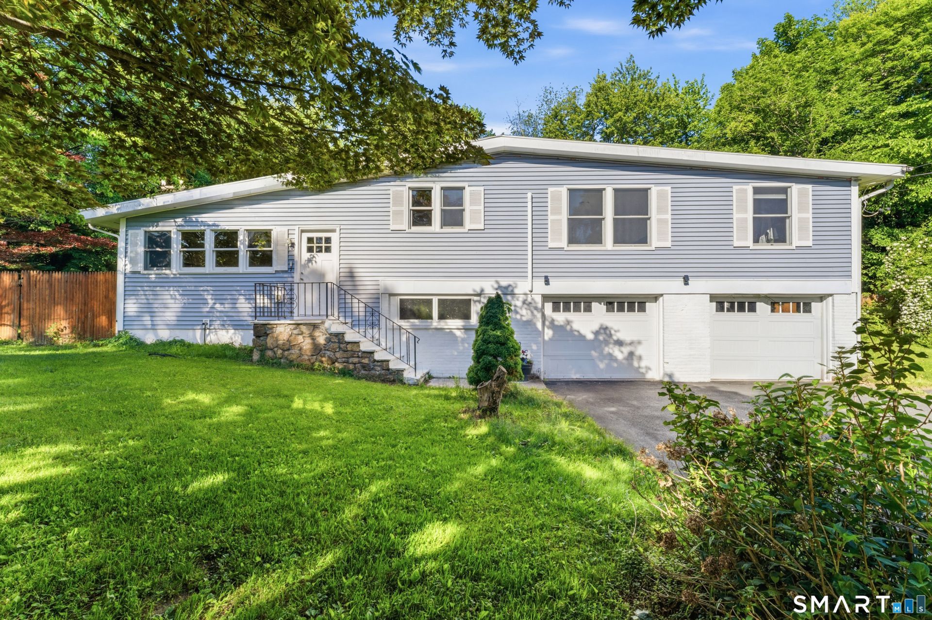 21 North Pleasant, Brookfield, CT 06804 Main Photo