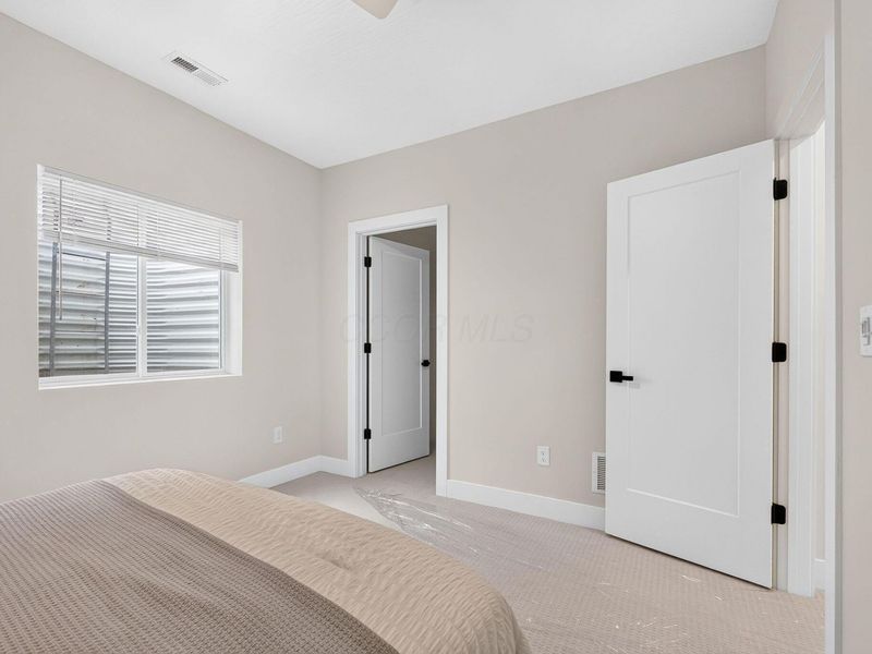 977 Oak Street , Columbus, OH 43205 Photo 38