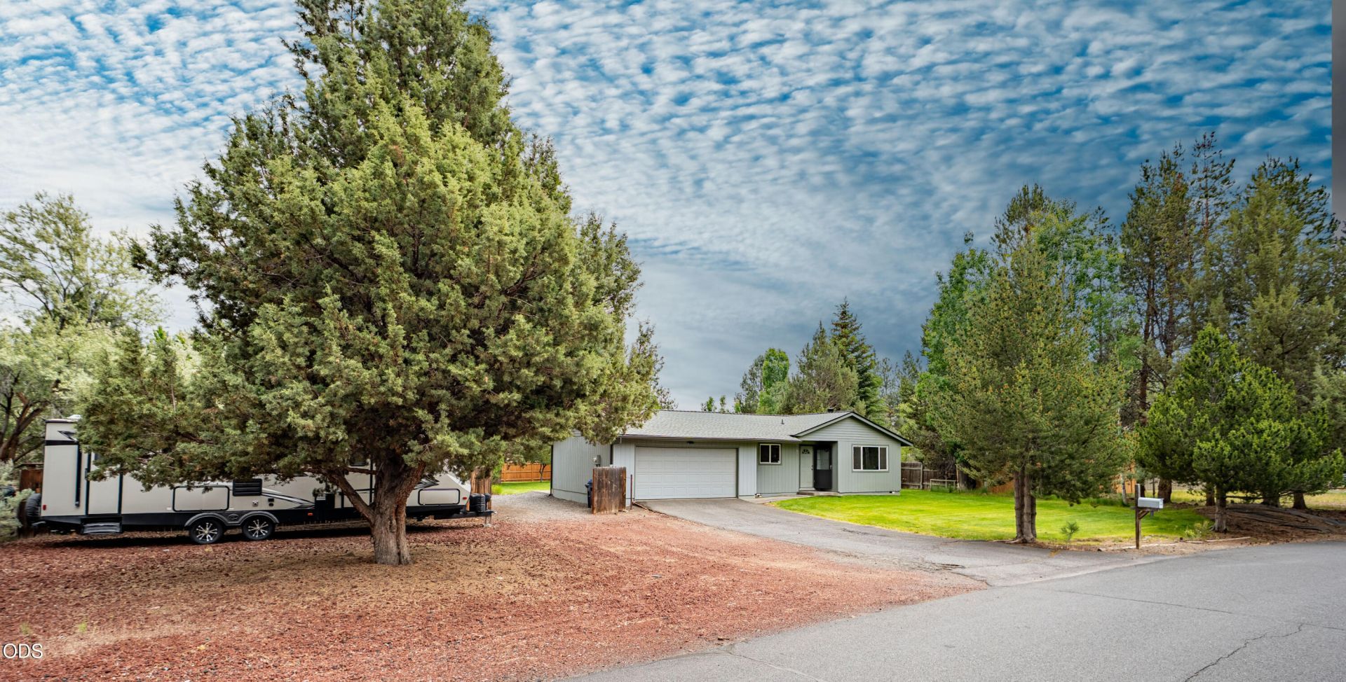 61548 SE Rockway Terrace, Bend, OR 97702 Main Photo