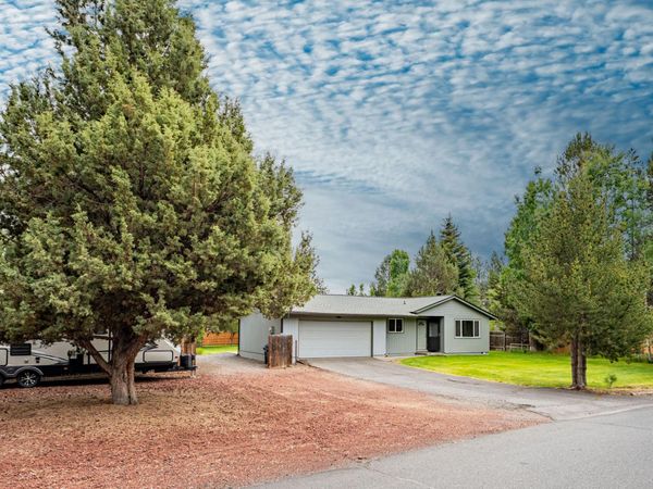 61548 SE Rockway Terrace, Bend, OR 97702