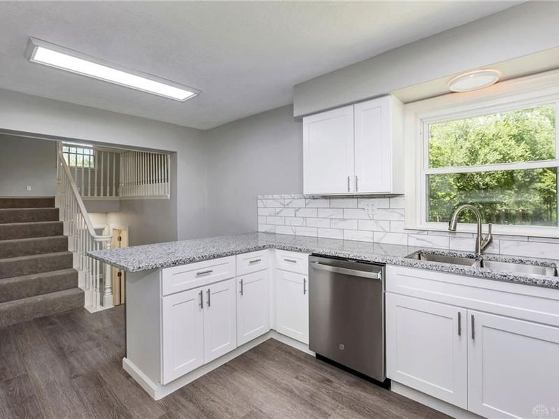 5813 Somers Gratis Road, Camden, OH 45311 Photo 13