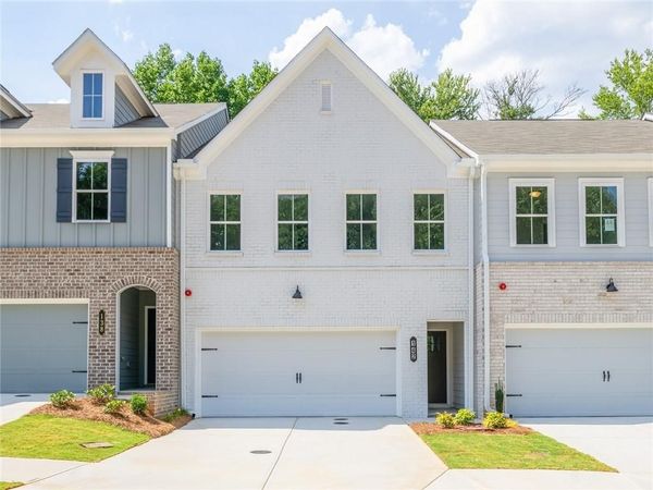 546 Feldspar Way , Lawrenceville, GA 30043