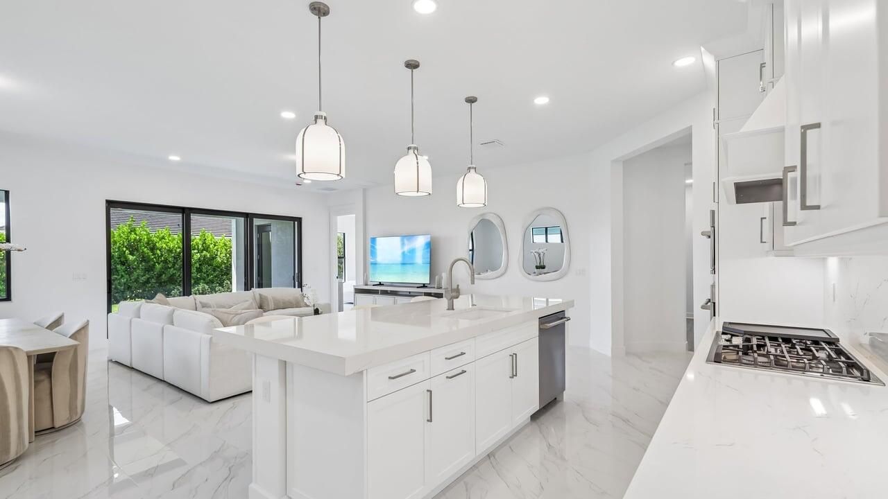 5633 Saint Armands Way, Westlake, FL 33470 Photo