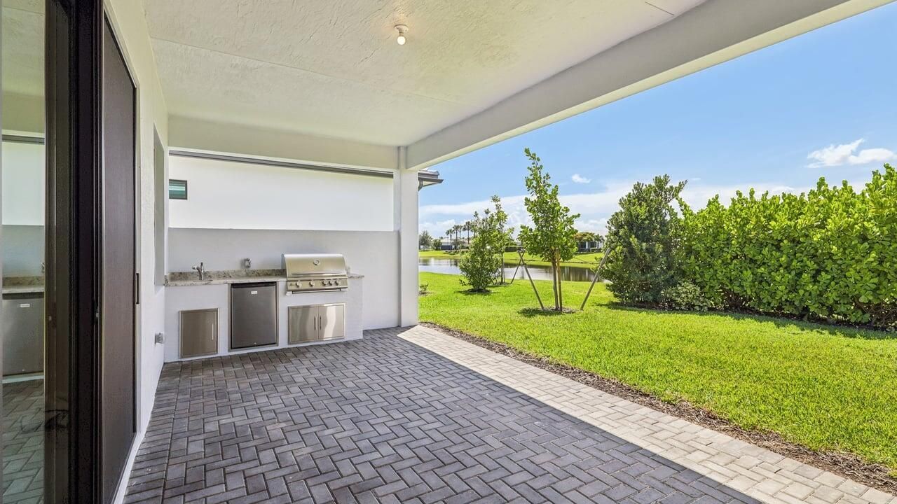 5633 Saint Armands Way, Westlake, FL 33470 Photo