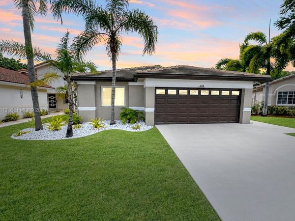 414 SW 177th Ave , Pembroke Pines, FL 33029