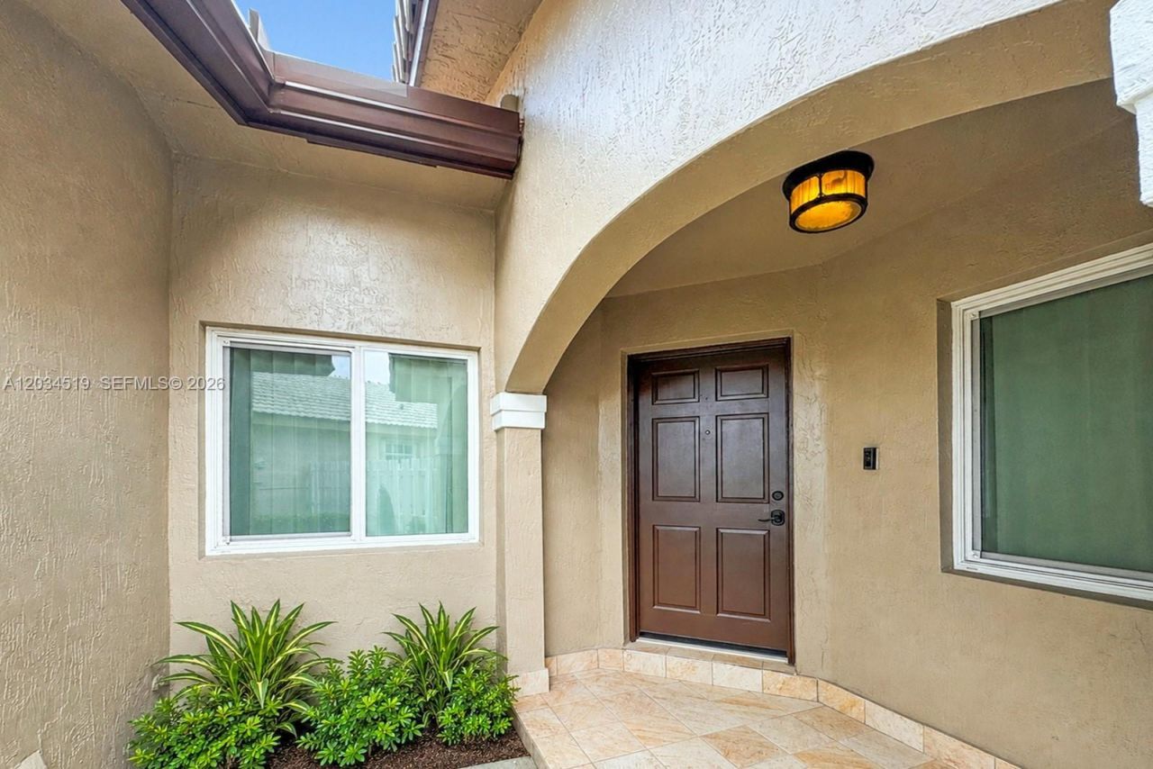 414 SW 177th Ave , Pembroke Pines, FL 33029 Photo