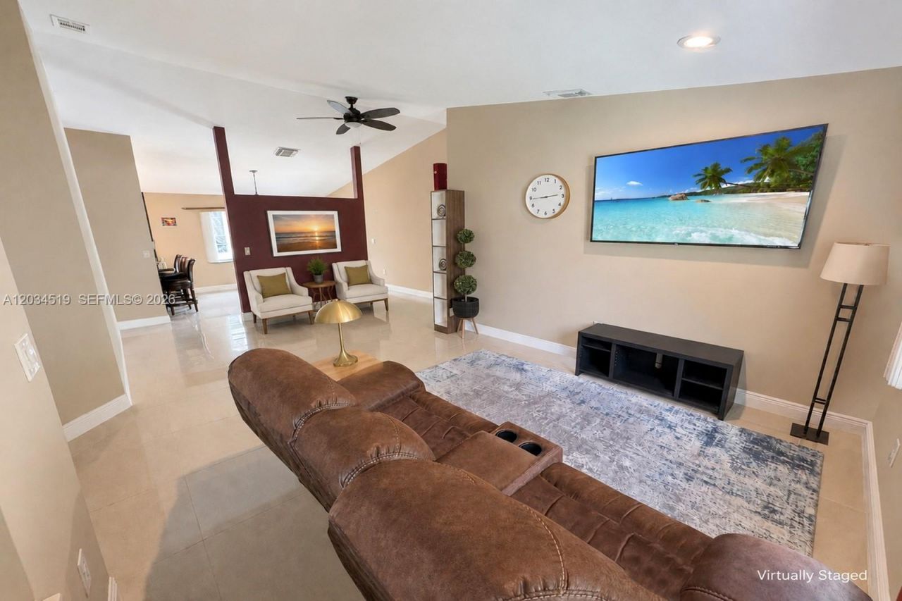 414 SW 177th Ave , Pembroke Pines, FL 33029 Photo