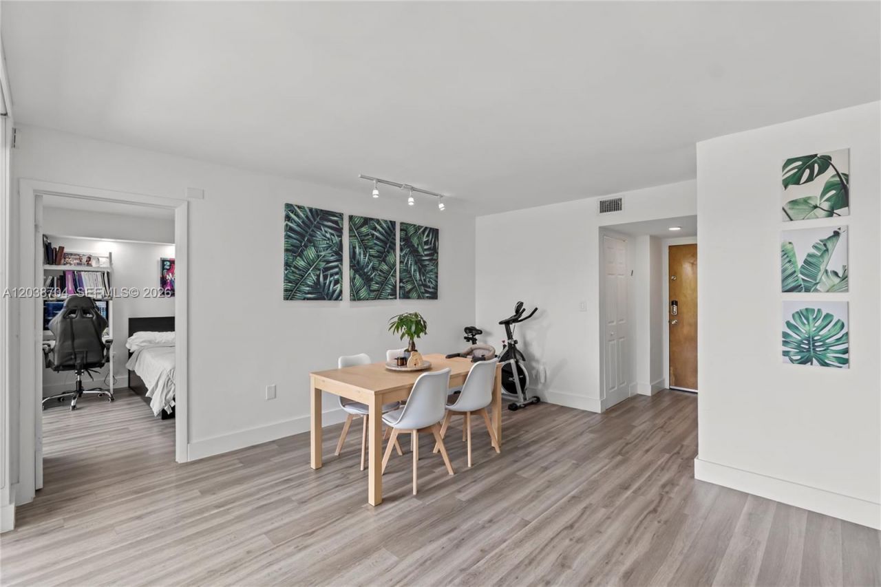 2055 SW 122nd Ave, Unit 326, Miami, FL 33175 Photo