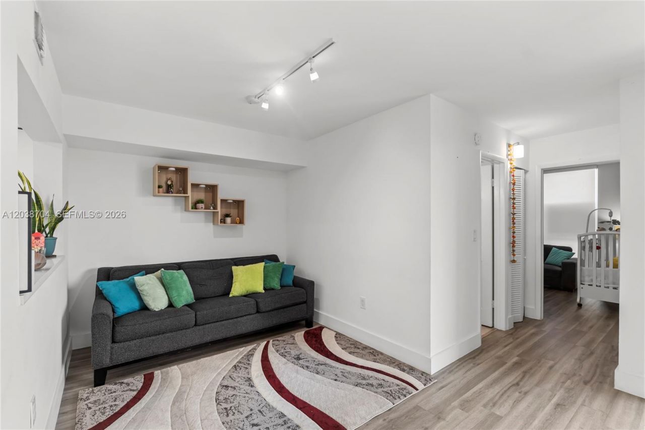 2055 SW 122nd Ave, Unit 326, Miami, FL 33175 Photo