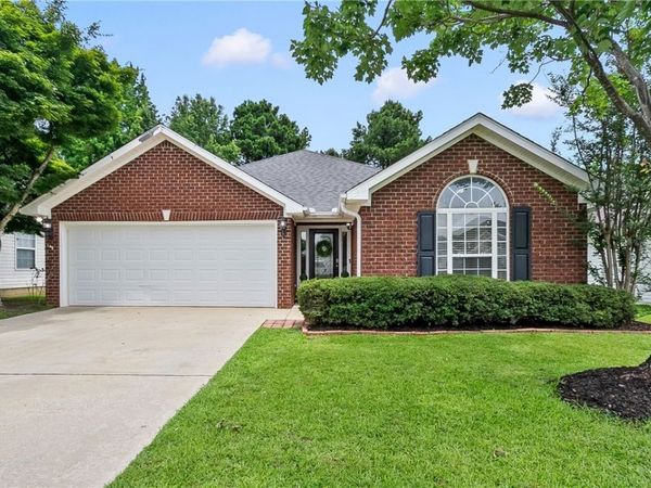 2616 STARDUST Drive, Tuscaloosa, AL 35405
