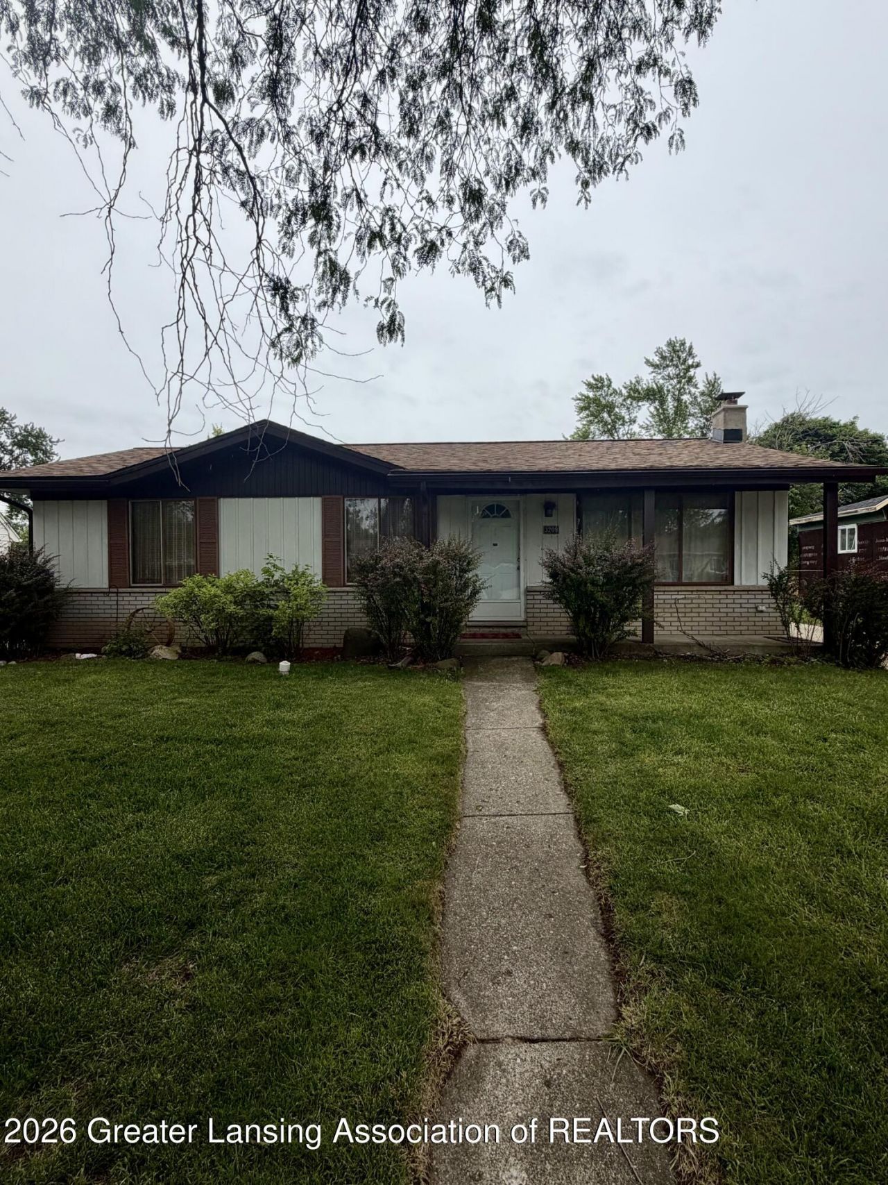 3209 Lucie Street, Lansing, MI 48911 Main Photo
