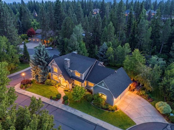 2024 S Overbluff Ct, Spokane, WA 99203