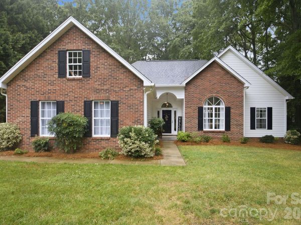21126 Townwood Drive, Cornelius, NC 28031