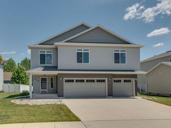 4718 54th Street S, Fargo, ND 58104