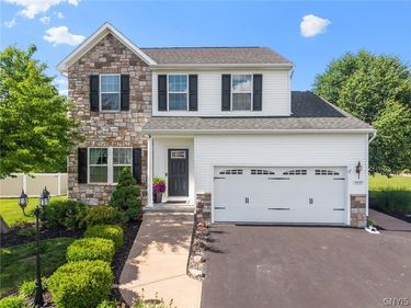 9495 Longford Path, Brewerton, NY 13029