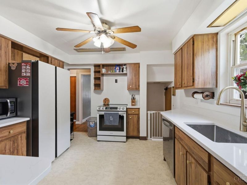 7149 Garden Road, Sycamore Township, OH 45236 Photo 13