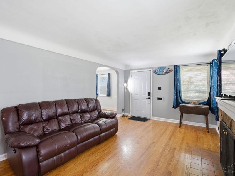 7149 Garden Road, Sycamore Township, OH 45236 Photo 3