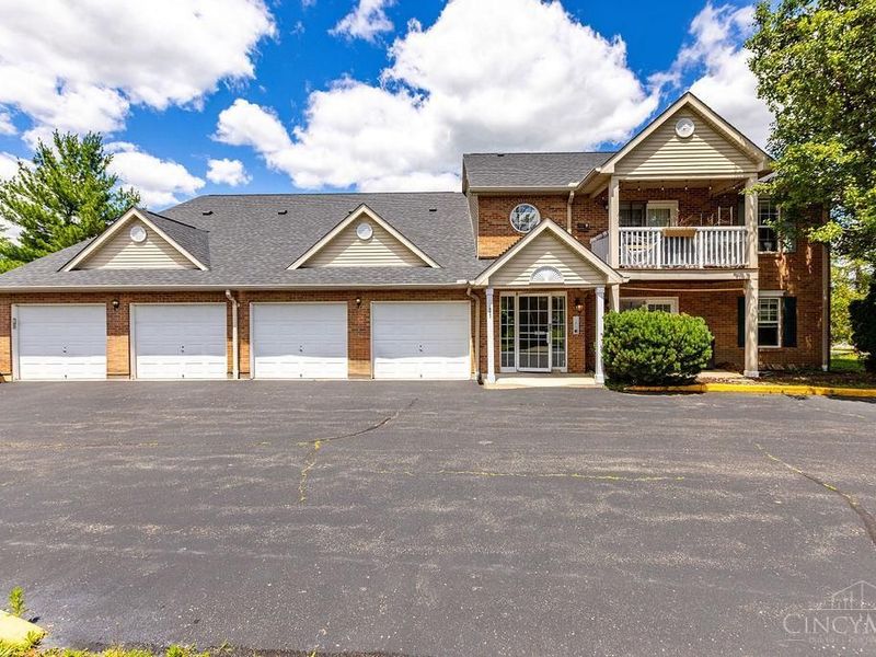 31 Indian Cove Circle, Unit 2, Oxford, OH 45056 Photo 1
