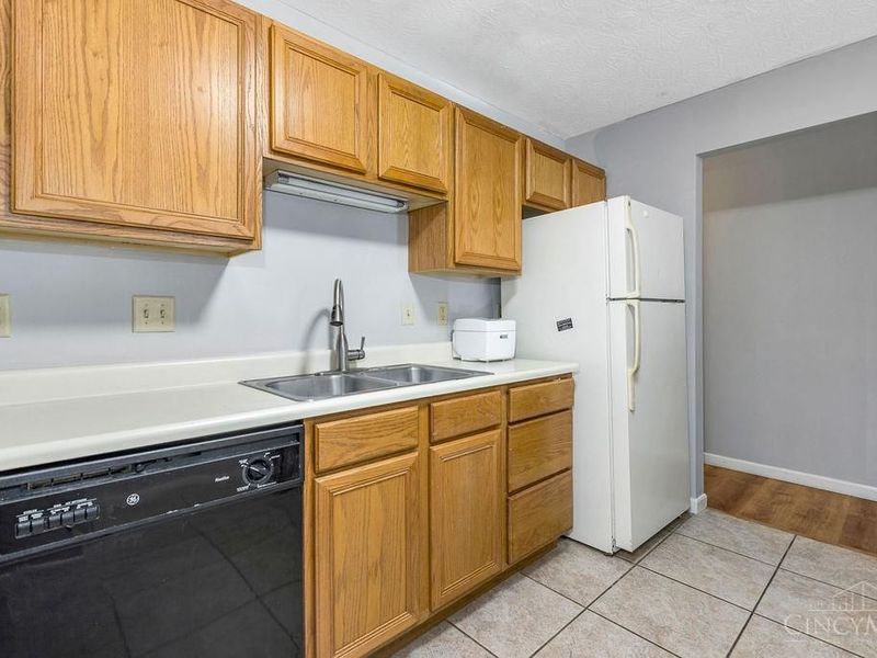 31 Indian Cove Circle, Unit 2, Oxford, OH 45056 Photo 6
