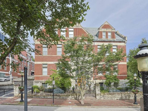 1125 St Gregory Street, Unit 301, Cincinnati, OH 45202