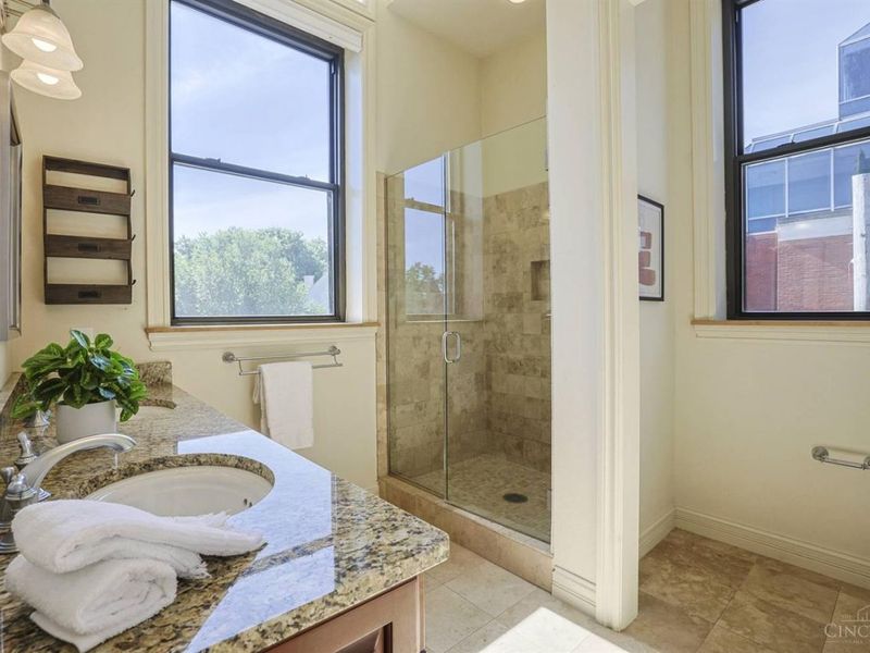 1125 St Gregory Street, Unit 301, Cincinnati, OH 45202 Photo 20