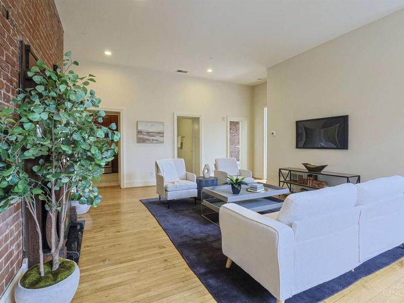 1125 St Gregory Street, Unit 301, Cincinnati, OH 45202 Photo 7